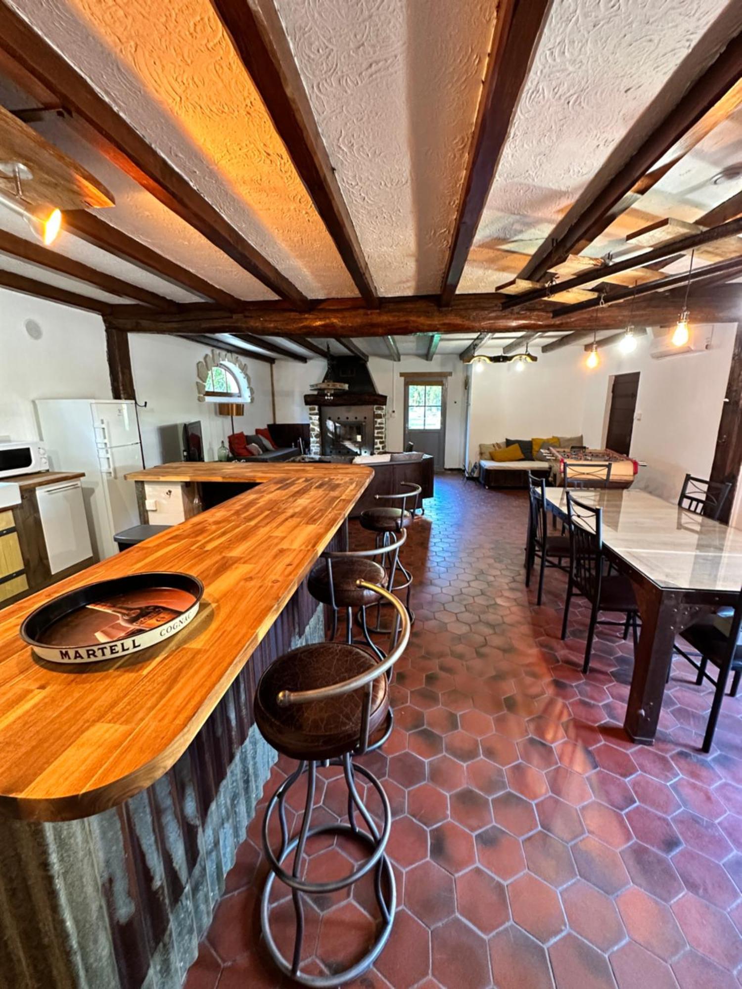 Вилла Au Coeur Du Vignoble Cognacais Gondeville Экстерьер фото
