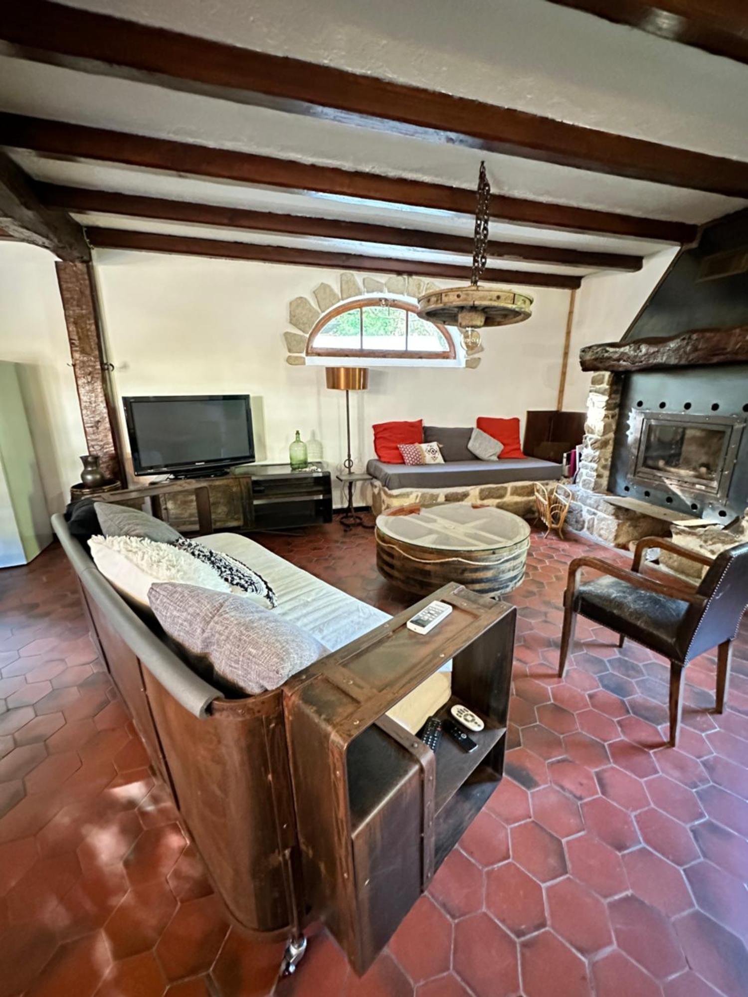Вилла Au Coeur Du Vignoble Cognacais Gondeville Экстерьер фото